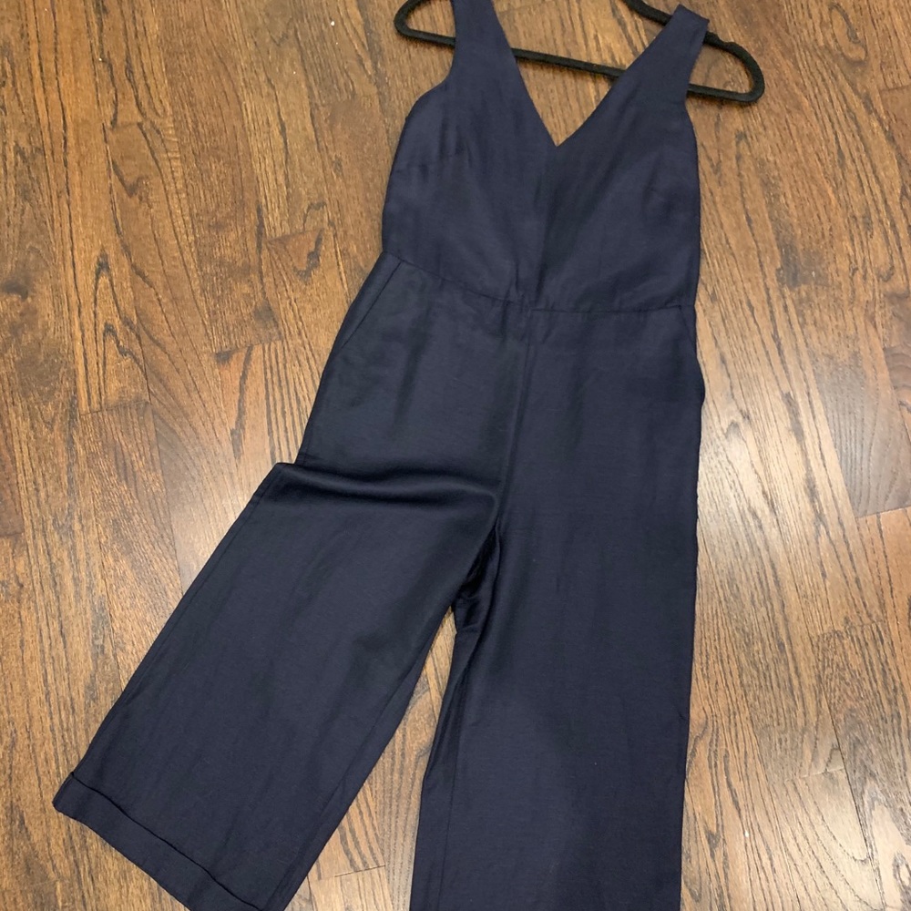 Navy jumper